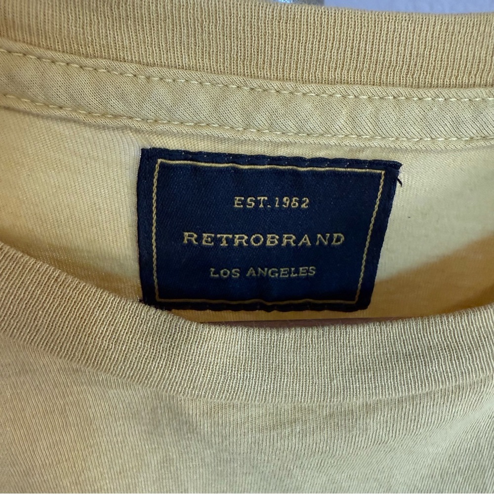 EUC Retrobrand Mustard Yellow Pink Floyd Graphic T-Shirt Size Small - Picture 8 of 9